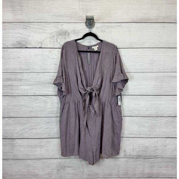 torrid Pants - Torrid Festi Plus Size Purple Embroidered Flutter Sleeve Summer Romper Size 3X